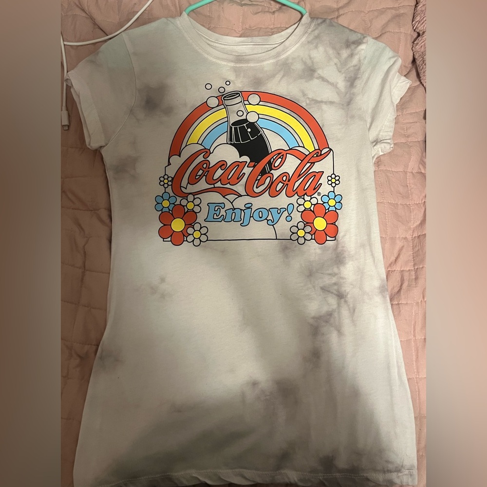 Coca Cola Graphic Tee - Cream and Gray